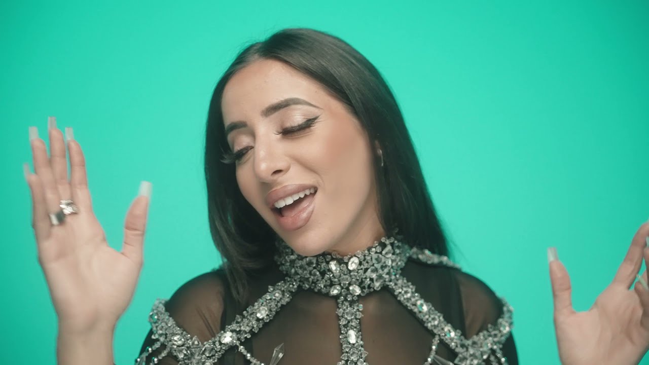 Leila AD Laisse Clip Officiel YouTube Leila AD Laisse Clip Officiel YouTube