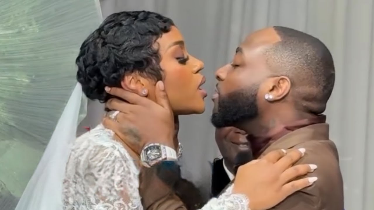 Davido Kiss Chioma as he Takes her to the Altar Live in Miami - Full Church Wedding Highlight