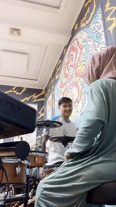 BUNDA HAPPY MINTA DI AJARIN AYAH SAHID BERMAIN DRUM #gilgasahid #happyasmara