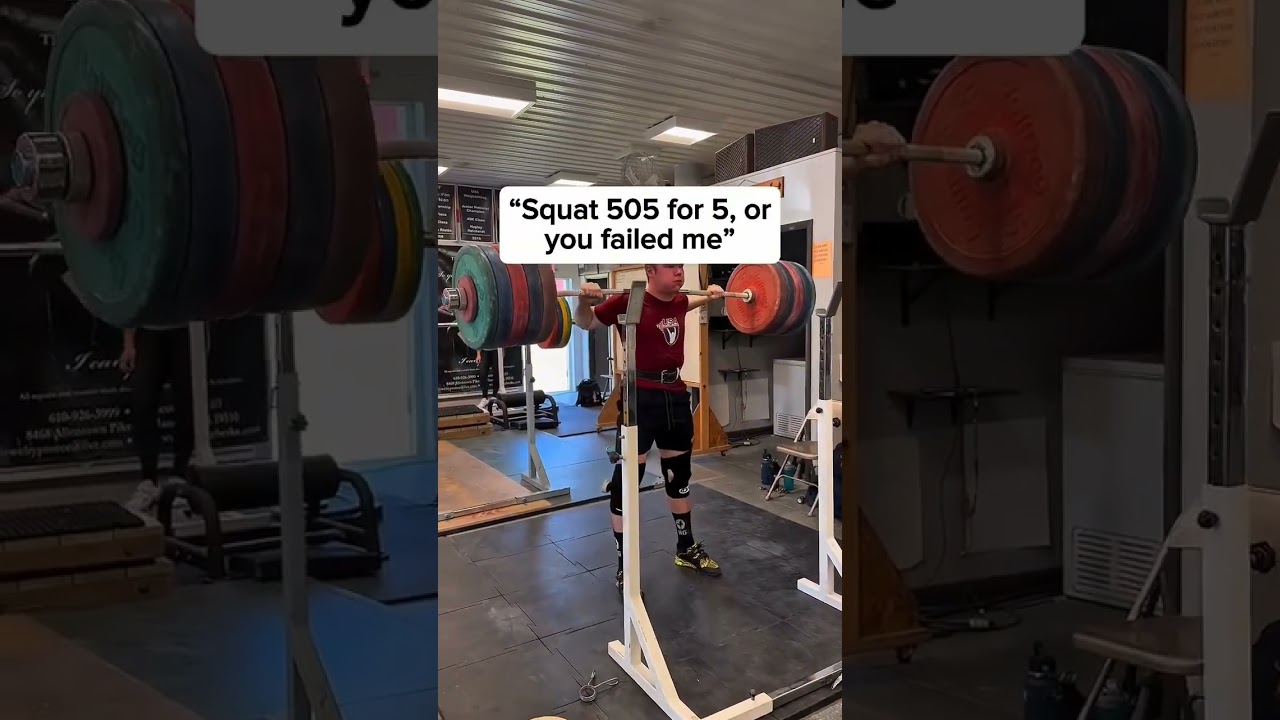 этому парню ВСЕГО 18 лет и он весит 185 фунтов....