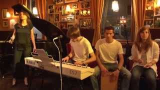 Anna&Chris - "Half A Minute" (Matt Bianco Cover)