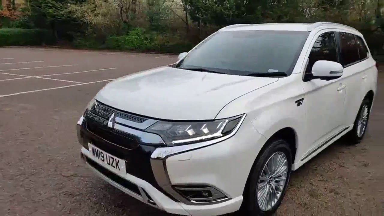 Mitsubishi Outlander PHEV Pearl White 4h YouTube