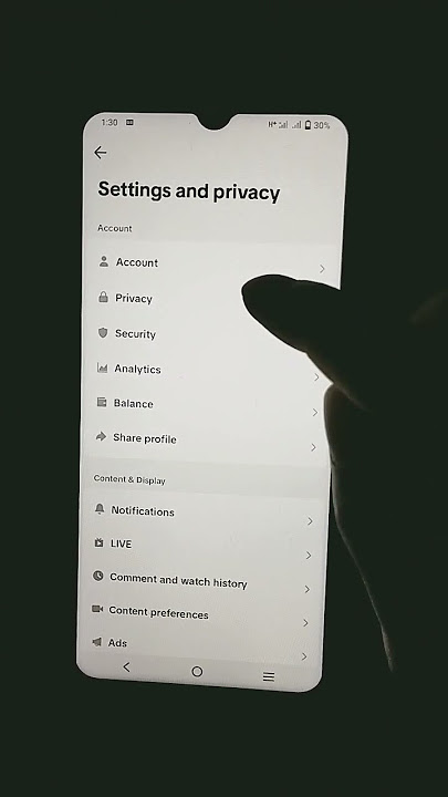 TikTok par active status off kaise kare
