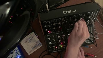 Moog DFAM + Moog Mother 32 live jam