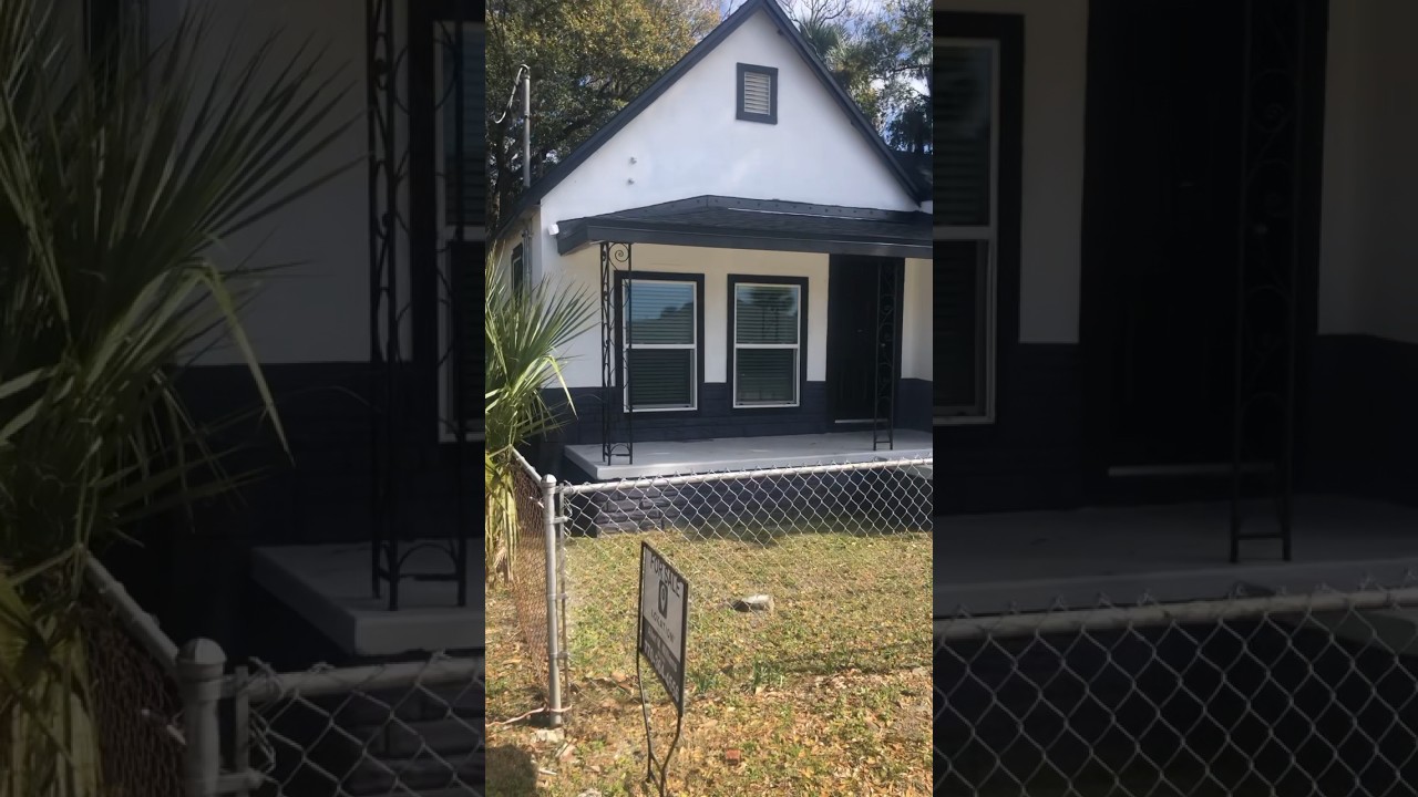 House for sale 1083 Spearing Road in Jacksonville Florida 