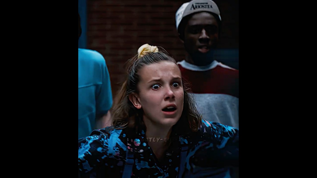 Get Away From The Door..!💀🔥| Stranger Things