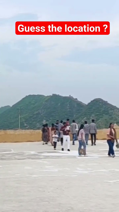 Prem nagriya ki tum bhi dagaria chalo#