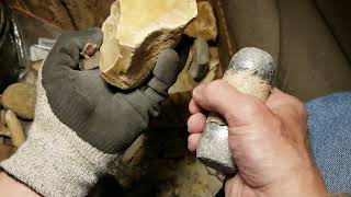 1097 - Strategy 1/3 Flintknapping Reduction of Nodules