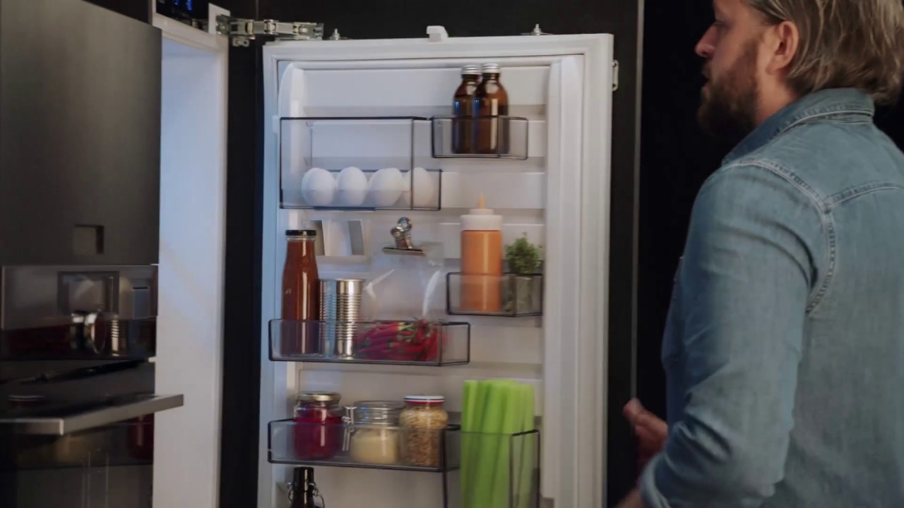 Aeg Scb 614 Lf Inbouwkoelkast Met Diepvriezer Productvideo Vandenborre Be Youtube