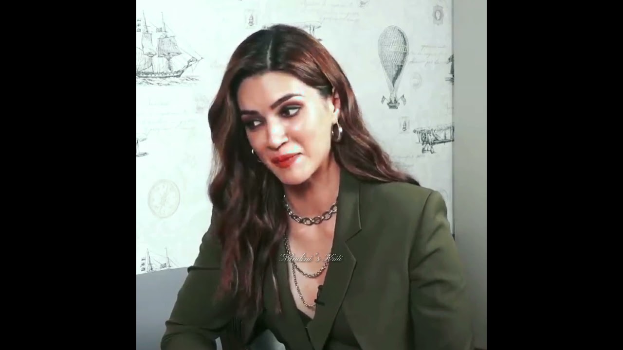 Surprise for Kriti Sanon || Sanon Parents ❤️ 