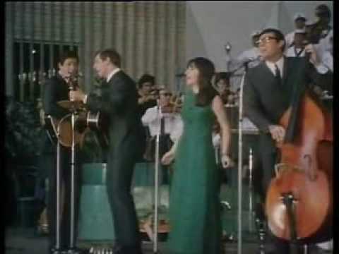 The Seekers 1967 - 'Come the Day' At Myer Music Bo...