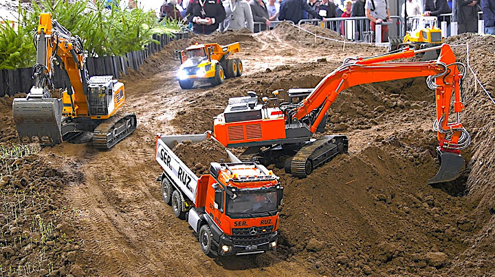 Fantastic RC Construction Site RC Excavators Dump Trucks Faszination Modellbau Friedrichshafen 2023