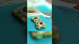Thanksgiving Leftovers Sandwich: Ultimate Flavor Fusion! #shorts