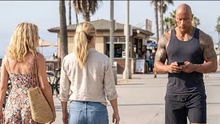 Celebrities Out In Public Without Getting Recognized