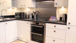 Central Point Serviced Apartments - House of Fisher