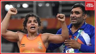 Indian woman wrestler, sakshi malik has won bronze medal beating
aisuluu tynybekova of kyrgyzstan in the 58 kg women's wrestling thus
opening account for...