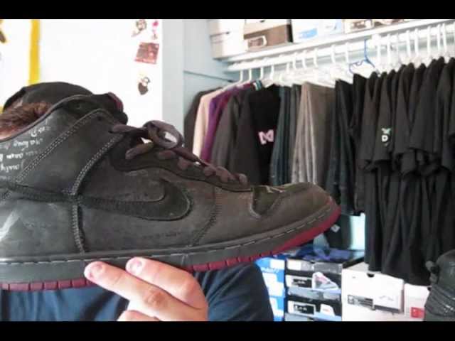 nike sb melvins black