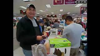 Shopping at Kohls on Black Friday 2006