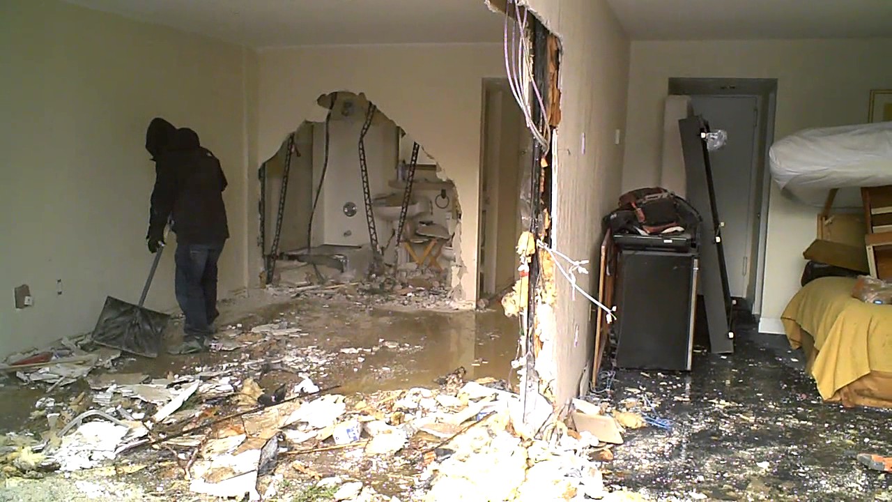 Car Crashes Into Downtown Massena Hotel YouTube