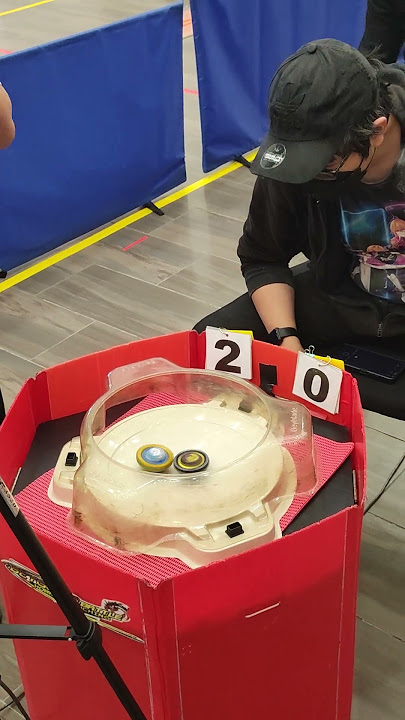 Spin Finish! Gold Dynamite Belial vs Black Dynamite Belial | Beyblade Burst Tournament BBHK