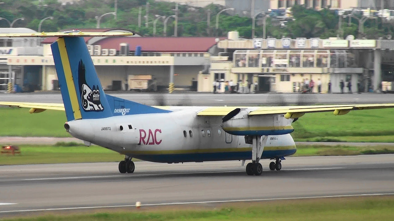 琉球エアーコミューター] RAC DHC-8-100 JA8972 TAKE-OFF