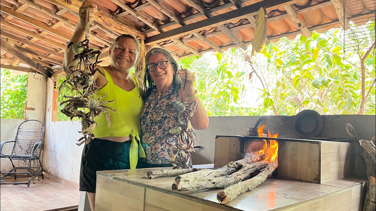 Caranguejada ao Leite de Coco com Feijão Gandu – Sabor Forte da Roça 🦀