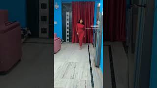 👠 #ojaswani