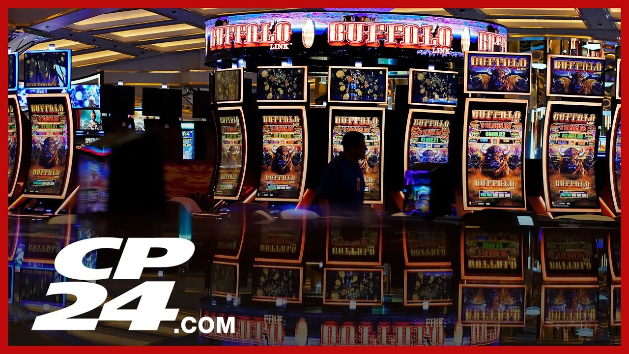 Las Vegas businesses trying to lure Canadians back across the border