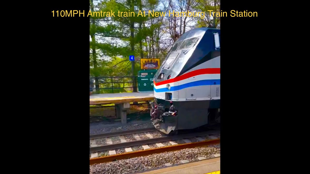 very-fast-amtrak-empire-service-train-at-new-hamburg-train-station