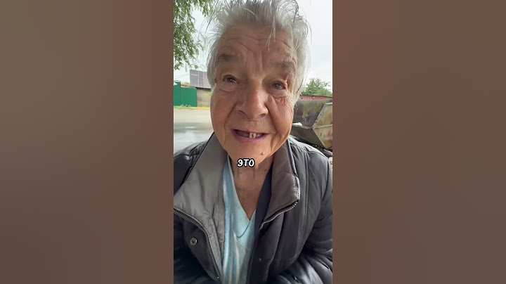 Бабушка вынуждена разбирать старый пылесос чтобы сдать немного металла😢