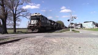 NS E49 With an C40-9 Standard Cab TopHat P5 Horn leading beats up the turn out!!!!!