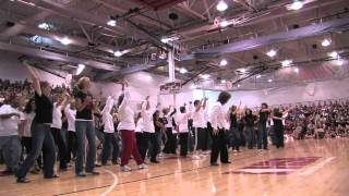 Barrington Homecoming Teacher Flash Mob Video
