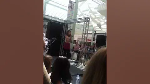 kimberley mcferren singing at the oak mall