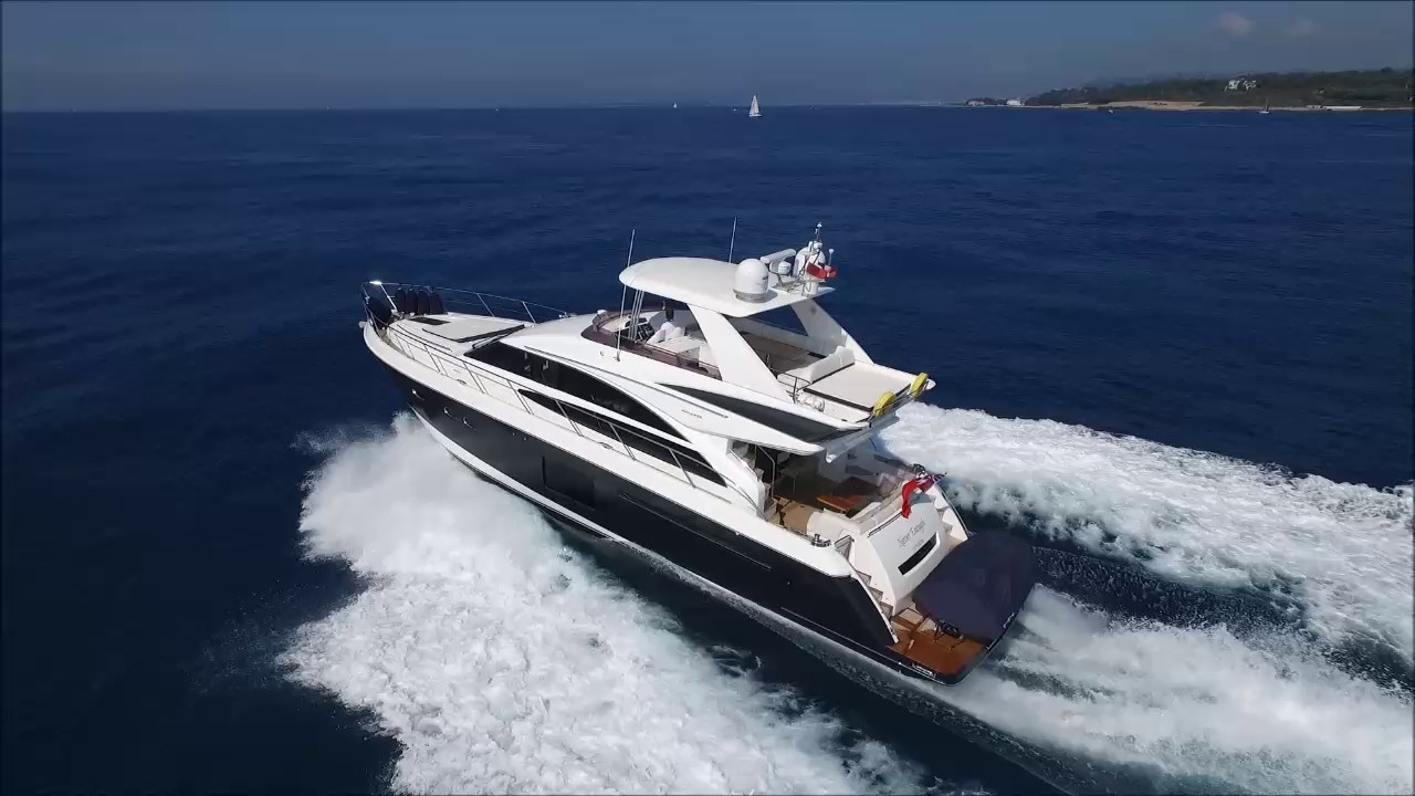 Explore Both Island and Sea, Charter a Yacht Today! - YouTube