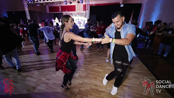 Ernesto & Denisse - Social Dancing | Chicago Salsa...