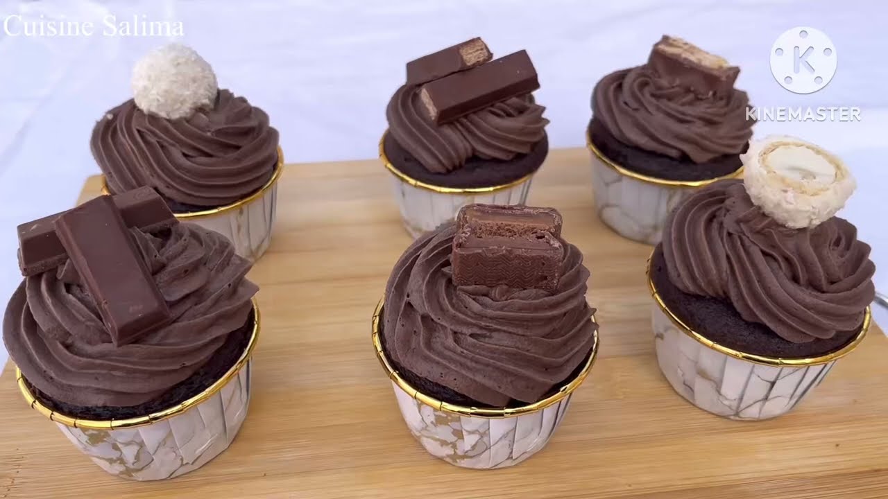 كاب كيك بكريمة شوكولا كيجي خفيف لذيذ تحضروه للمناسبات والأعياد ميلاد