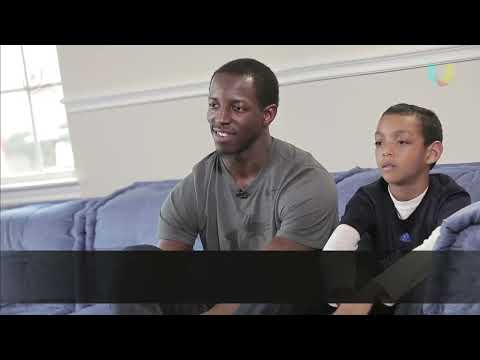 Amerikalı Müslüman Oyuncu Hüseyin Abdullah’ın Secde Anısı