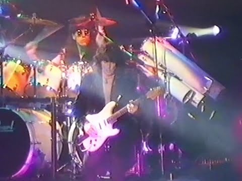 Rainbow in concert 1975-1997 - YouTube