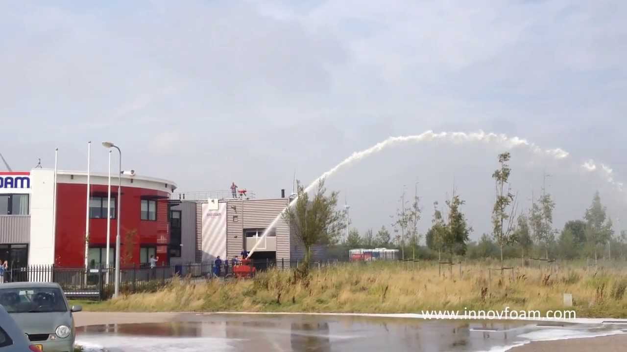 InnoVfoam - Industrial fire monitor trailer