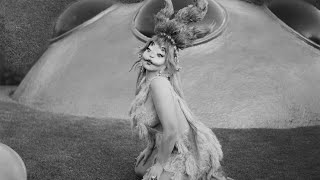 Melanie Martinez  Powder  