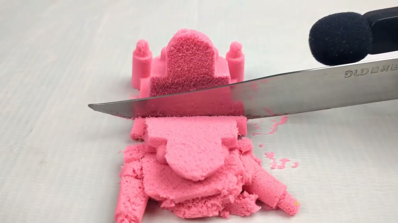 Very Satisfying and Relaxing KineticSand Cutting And 