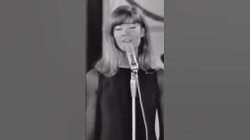 Thumbnail of Françoise Hardy - Tous les garçons et les filles - 1962