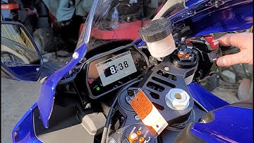 How to Set the Clock on a 2023 Yamaha R1