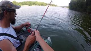 la pêche : un gros silure 1m25 sur le lac de rabodanges