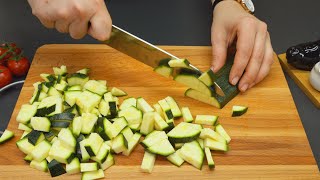 Jeder liebt dieses einfache und günstige Rezept für ein Abendessen mit Zucchini und Reis! 😋