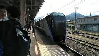 E353系特急かいじ36号新宿行き大月駅入線&富士回遊36号と連結