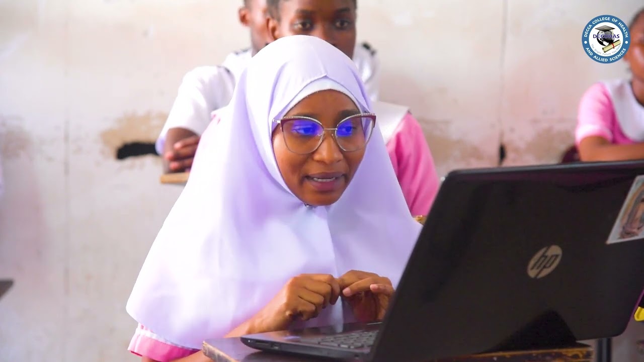 Jifunze Kangaroo Mother Care Kutoka kwa wanafunzi wa Uuguzi na Ukunga - DECOHAS