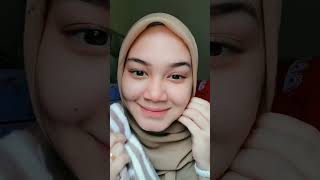 Story Instagram Gadis Cantik Berjilbab