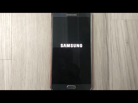 SAMSUNG YAZISINDA  KALIYOR