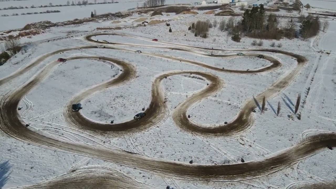 Pidulik EV aastapäeva paraadsõit 2025